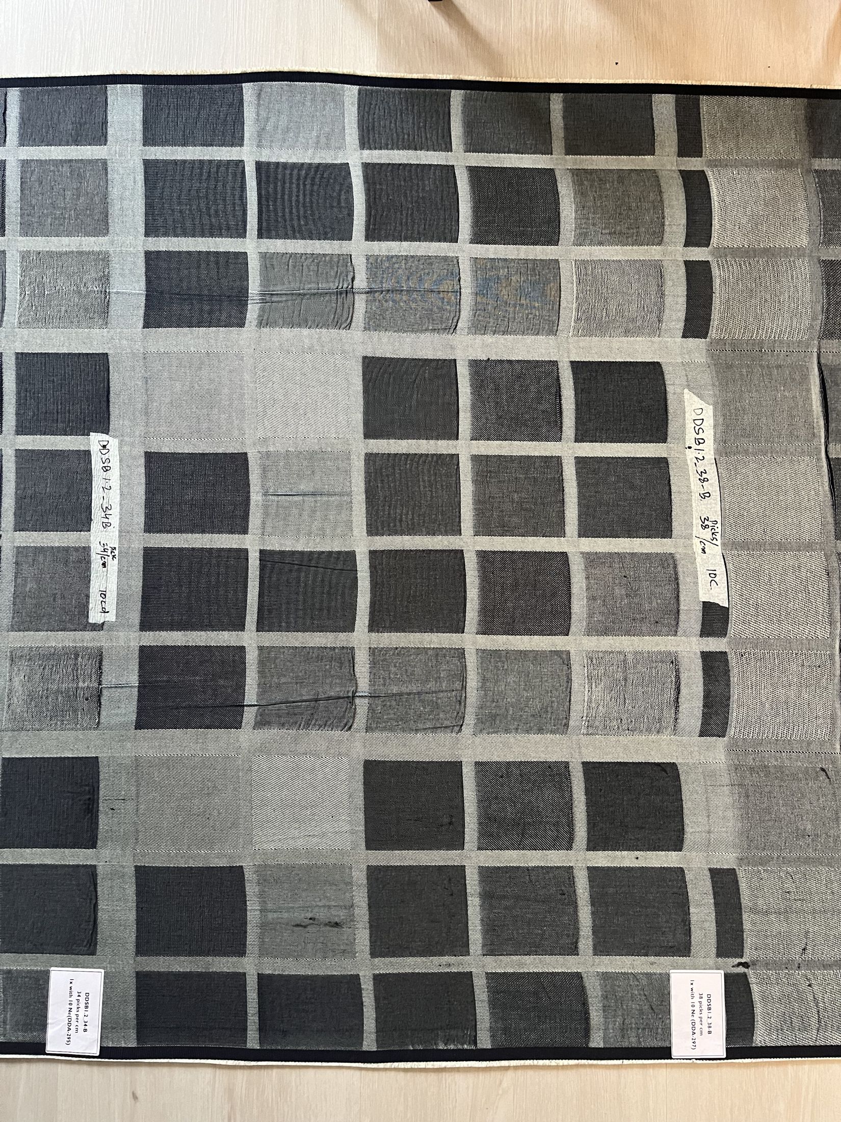 Sample blanket: yarns, layers and bindings